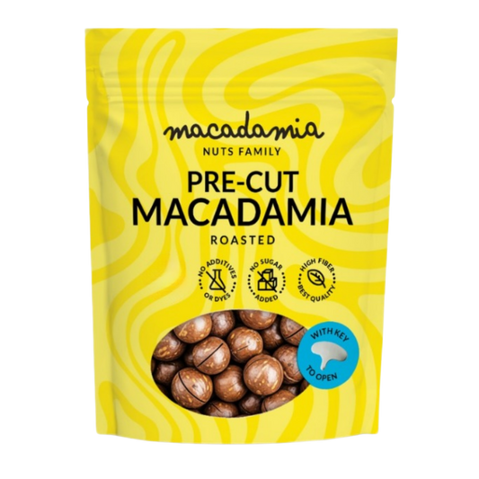 Įpjauti skrudinti makadamijų riešutai